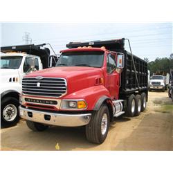 2003 STERLING LT9522 TRI-AXLE DUMP