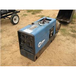 MILLER BOBCAT WELDER