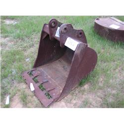 30" BACKHOE BUCKET