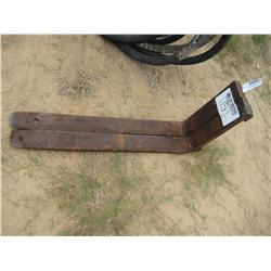 (1) LOT 2 FORKLIFT FORKS