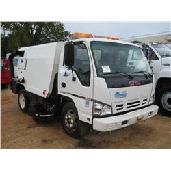 2007 GMC W5500 S/A SWEEPER TRUCK