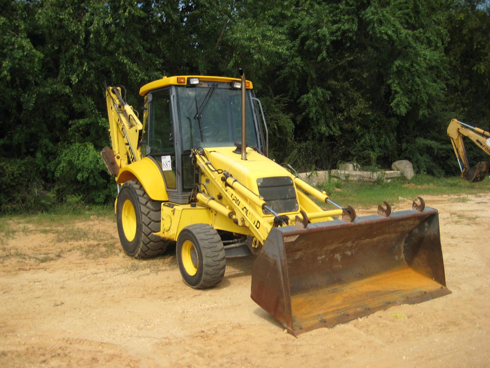 NEW HOLLAND 675E 4X4 LOADER BACKHOE