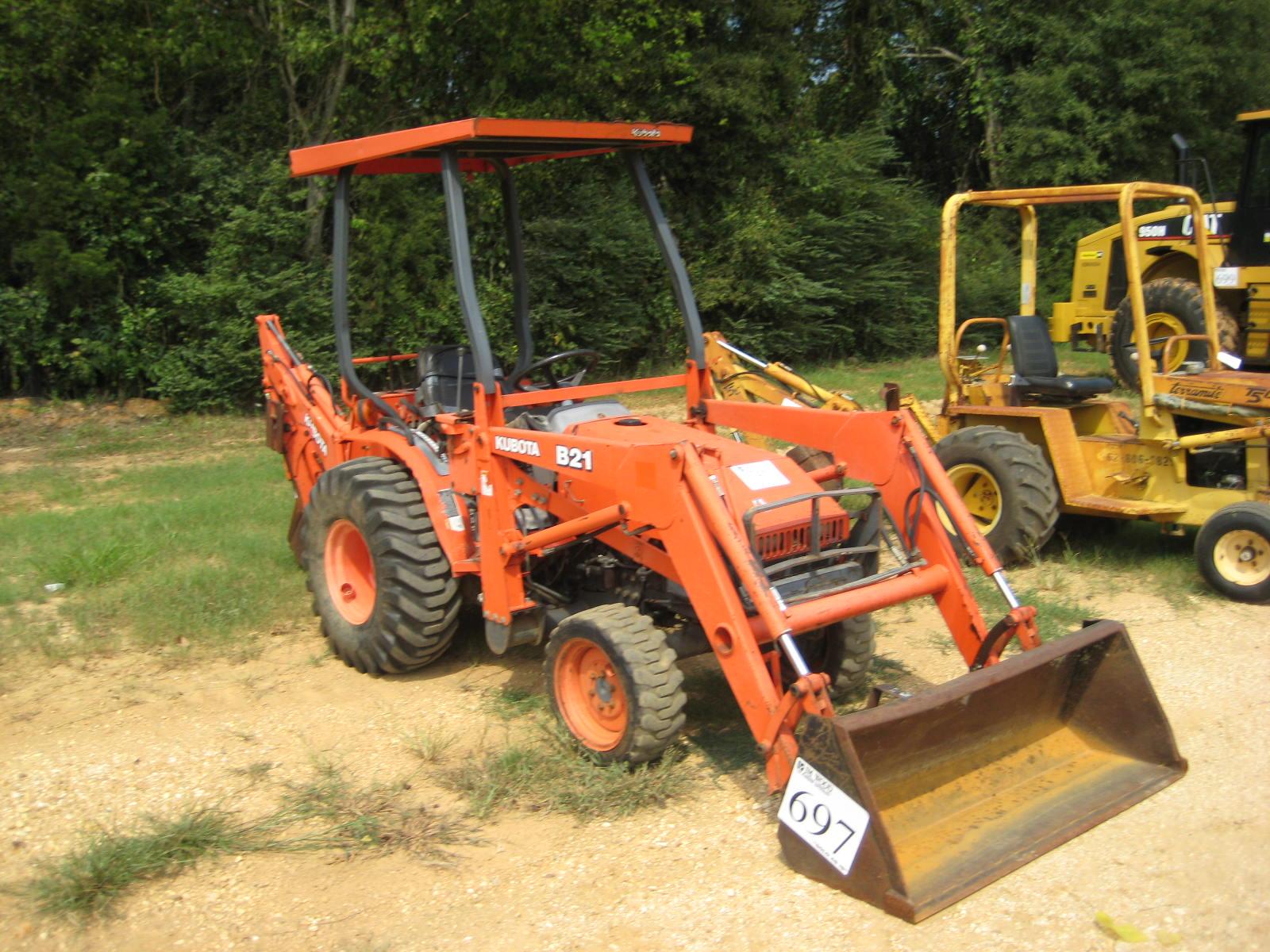 KUBOTA B21 LOADER BACKHOE