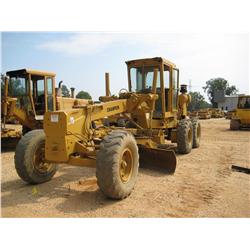 CHAMPION 715 MOTOR GRADER