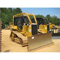 CAT D5M XL CRAWLER TRACTOR