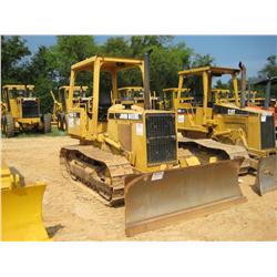 JOHN DEERE 450G CRAWLER TRACTOR