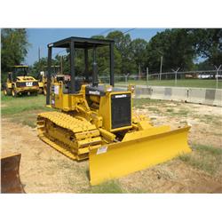 KOMATSU D21P-6 CRAWLER TRACTOR