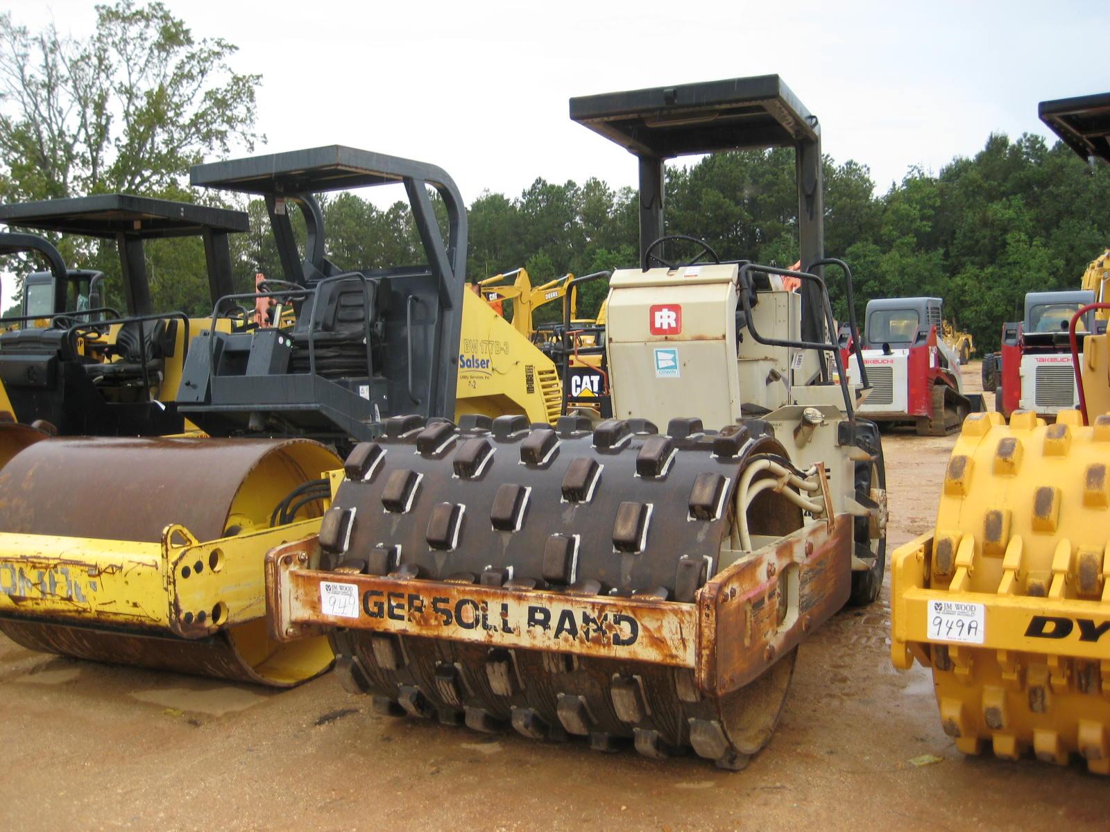 Irroller INGERSOLL-RAND SD70 VIBRATORY ROLLER
