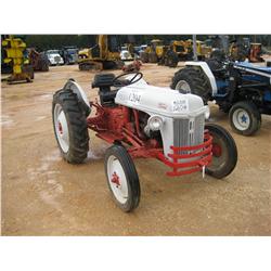 FORD 8N FARM TRACTOR