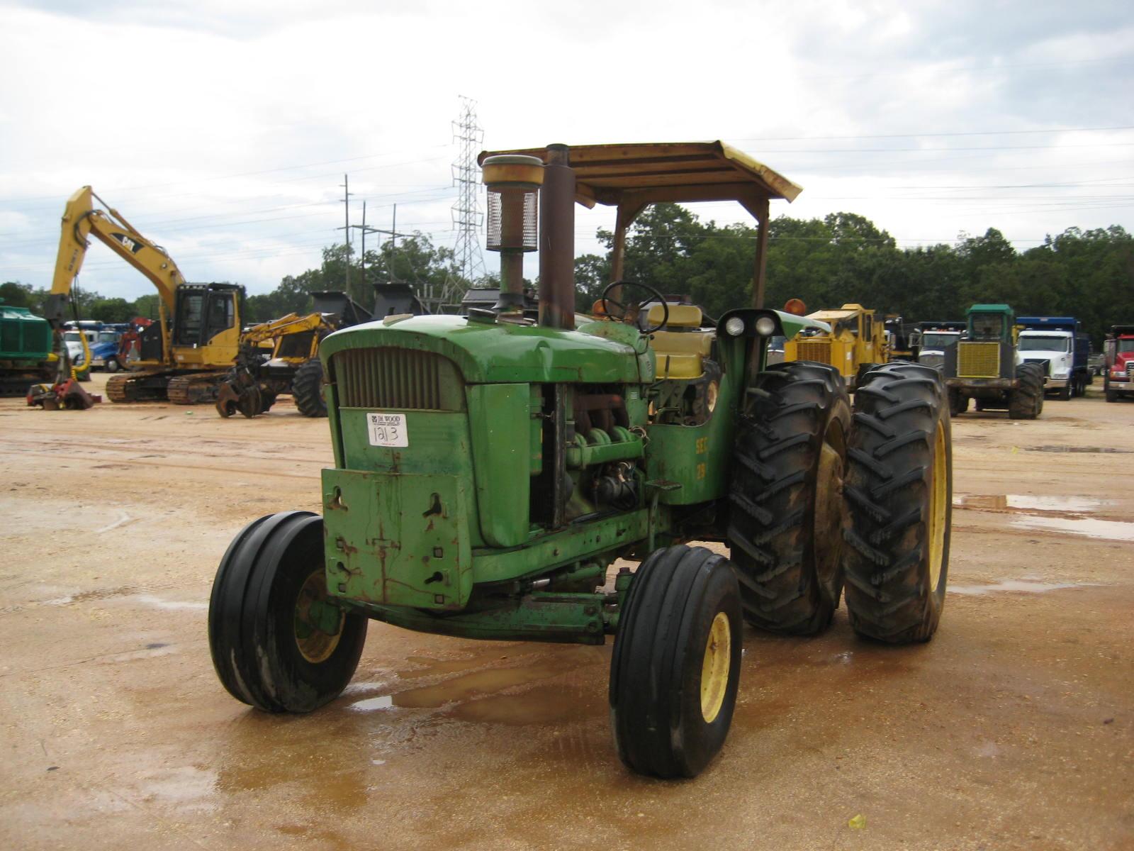 JOHN DEERE 5020 FARM TRACTOR