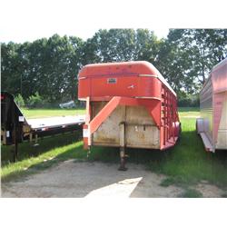 1979 FELPS T/A GOOSENECK STOCK TRAILER