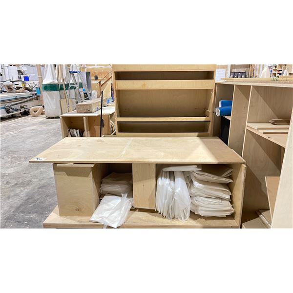 STOCK ROLLER ON WHEELS & LARGE CABINET