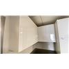 Image 3 : KITCHEN CABINET SET (REQUIRES REMOVAL FROM WALL)