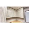 Image 3 : KITCHEN CABINET SET (REQUIRES REMOVAL FROM WALL)