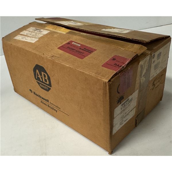 Allen-Bradley 1772-P1 System Power Supply