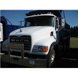 2005 MACK CV713 TRI-AXLE DUMP