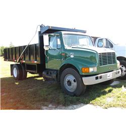 1999 INTERNATIONAL 49OO FLATBED DUMP