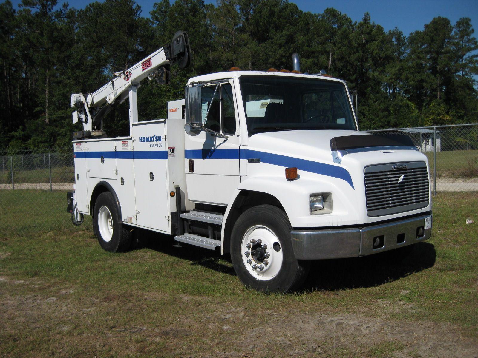 2001 FREIGHTLINER FL60 SERVICE TRUCK