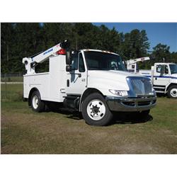 2004 INTERNATIONAL 4200 S/A SERVICE TRUCK