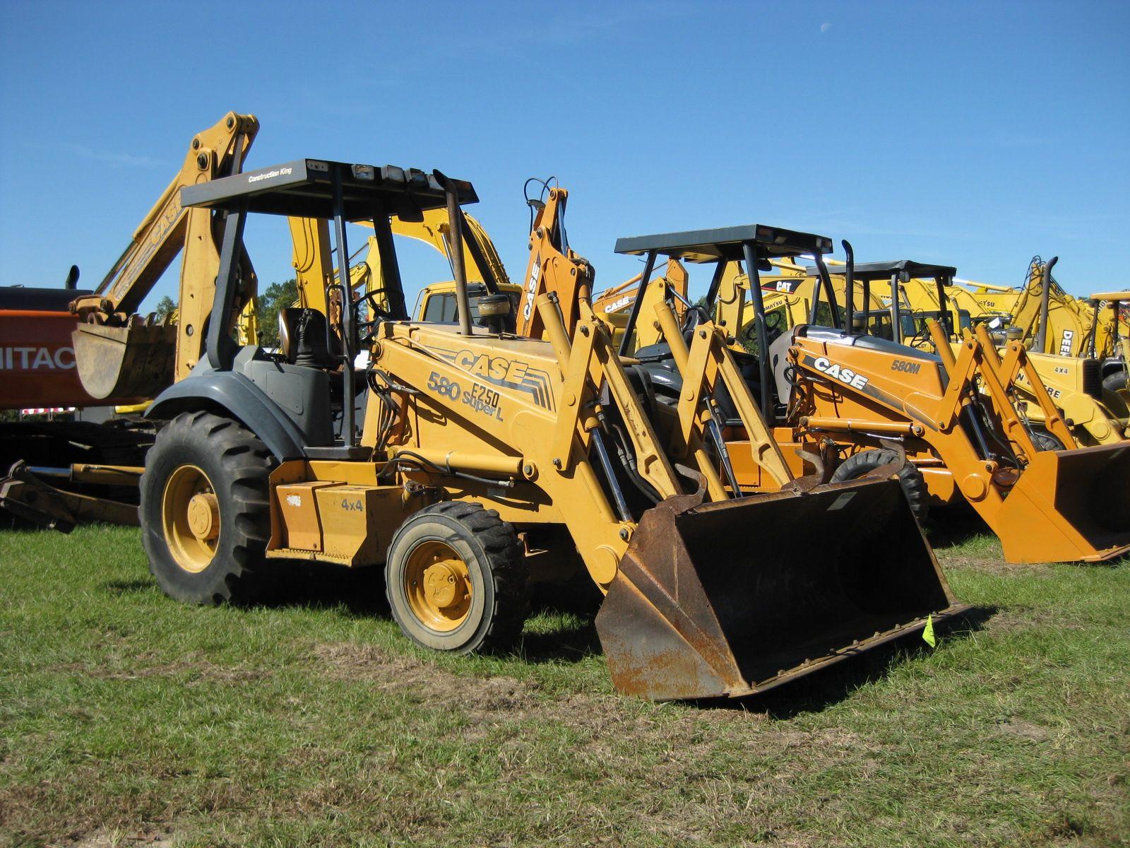 CASE 580SL 4X4 LOADER BACKHOE