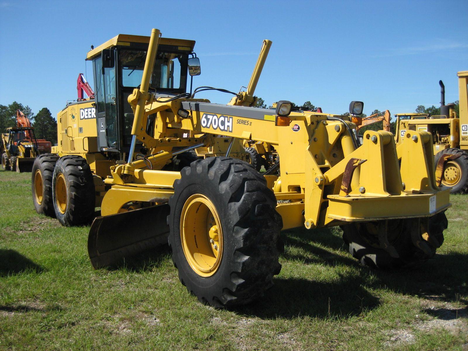 JOHN DEERE 670CH MOTOR GRADER
