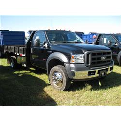 2006 FORD F450 FLATBED TRUCK