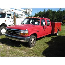 1995 FORD F350 CREW CAB SERVICE TRUCK