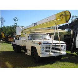 1975 FORD F600 S/A BUCKET TRUCK