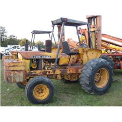 John Deere JD380 Forklift