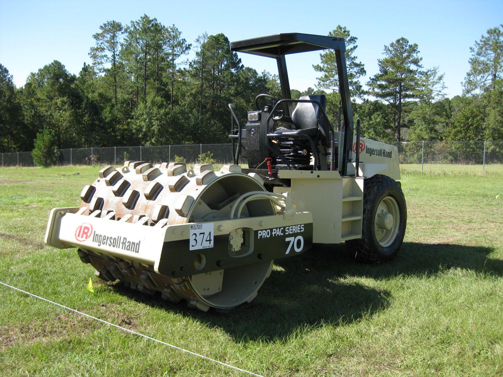 Irroller INGERSOLL-RAND SD70D PROPAC VIBRATORY ROLLER