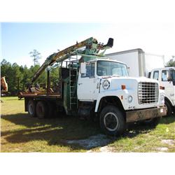 1980 FORD F800 T/A PULPWOOD TRUCK