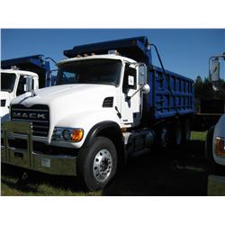 2005 MACK CV713 TRI-AXLE DUMP