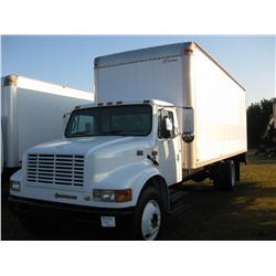 2000 INTERNATIONAL 4700 S/A VAN TRUCK