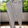 Image 3 : White Loose Bottoms for Women Size M  ;;  3 ITEMS IN THIS LOT