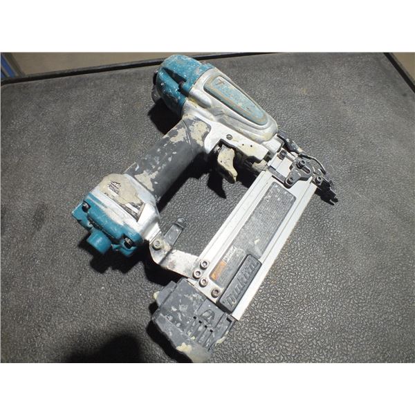 Makita Brad Nailer