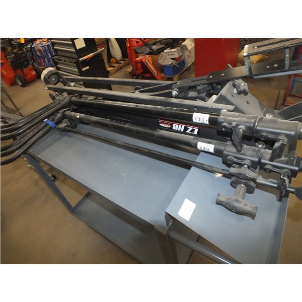 Metal Carrier / Stand