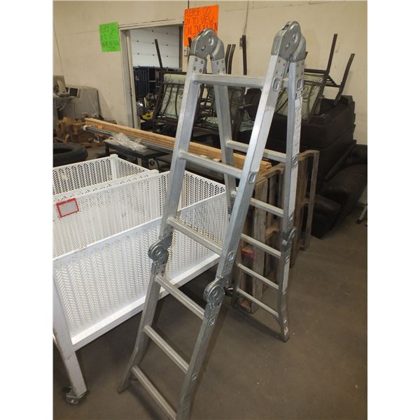 12ft Adjustable Ladder
