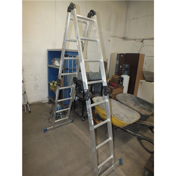 16ft Adjustable Ladder