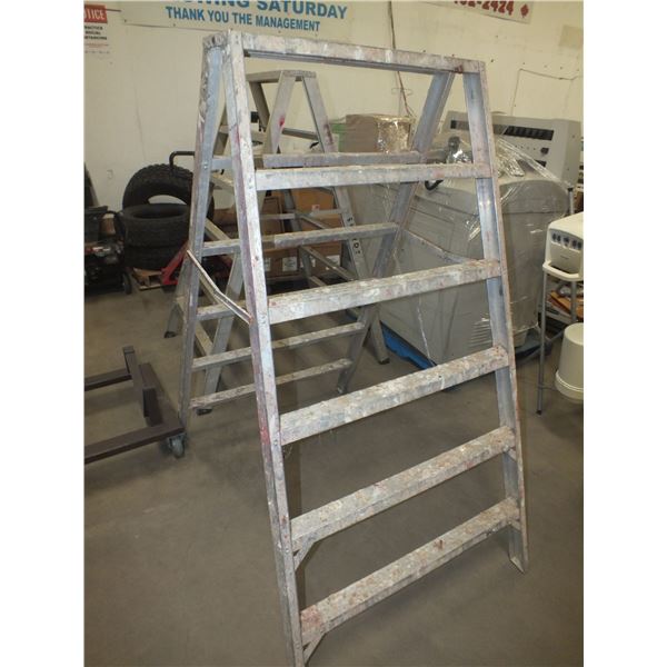 2 6ft Aluminum Steps