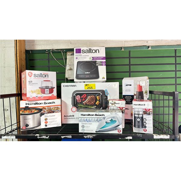SHELF OF ASSORTED ITEMS INCLUDING; HAMILTON BEACH 4QT SLOW COOKER, CHEFMAN ACCUGRILL SMOKELESS