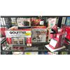 Image 1 : SHELF OF ASSORTED ITEMS INCLUDING; HAMILTON BEACH MULTIBLEND KITCHEN SYSTEM WITH BLENDER AND FOOD