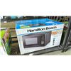 Image 1 : HAMILTON BEACH MICROWAVE OVEN 1.1 CU. FT. CAPACITY