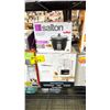 Image 3 : SHELF OF ASSORTED ITEMS INCLUDING; STARFRIT ELECTRIC DIGITAL AIR FRYER, SALTON RICE COOKER AND