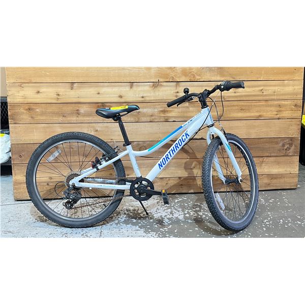 NORTH ROCK WHITE/BLUE 7 SPEED BIKE