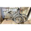 Image 2 : HUFFY GREY 18 SPEED BIKE