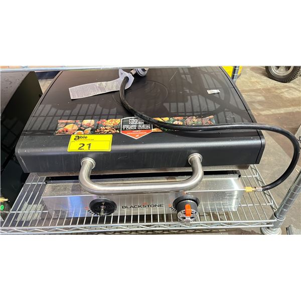 BLACKSTONE 22" TABLETOP PROPANE GRILL *MISSING HANDLE*