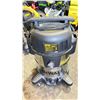 Image 3 : DEWALT STAINLESS STEEL 10 GALLON SHOP VACUUM *NO ATTACHMENTS/NO HOSE*