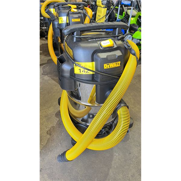 DEWALT STAINLESS STEEL 10 GALLON SHOP VACUUM WITH HOSE *NO ATTACHMENTS*