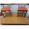 Image 3 : *(4) Cushioned Chairs and Dining Table with Leaf - Cannot Ship