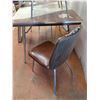Image 5 : *(4) Cushioned Chairs and Dining Table with Leaf - Cannot Ship